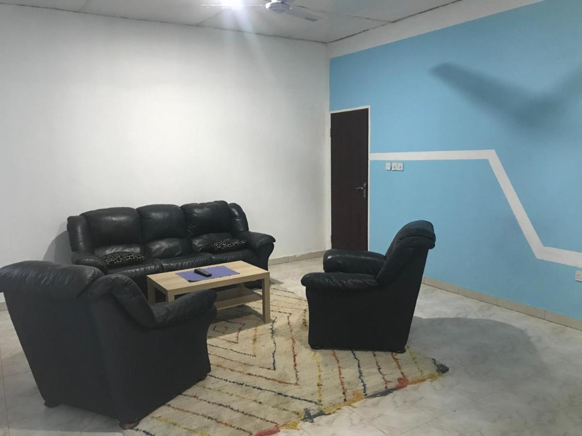 Blue Residence Bakau Екстериор снимка